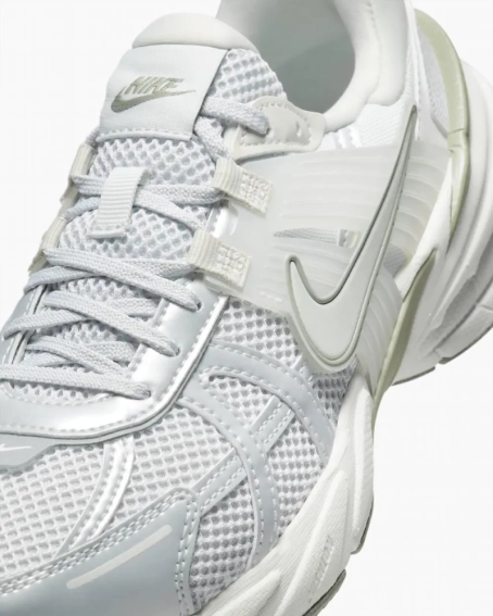 Кроссовки Nike W V2K RUN FD0736-006 фото 11 — интернет-магазин Tapok
