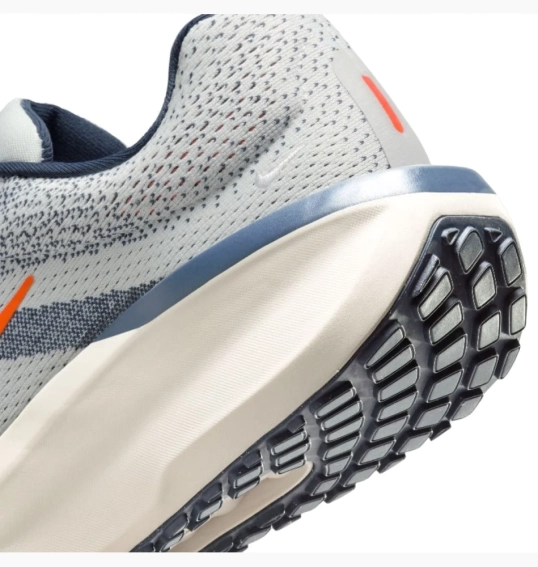 Кроссовки Nike Winflo 11 Sail Thunder Blue Light Iron Ore Total Orange FJ9509-103 фото 4 — интернет-магазин Tapok
