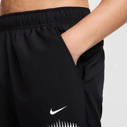 Брюки NIKE M NK DF FORM PANT ALT SWOOSH HJ3069-011 фото 4 — интернет-магазин Tapok