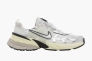 Кроссовки мужские Nike V2K Run Metallic/Beige HJ4497-100 Фото 10