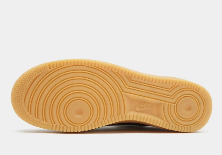 Кроссовки мужские Nike Air Force 1 Low 07 Lv8 Summit White Gum Black FQ8714-004 фото 4 — интернет-магазин Tapok