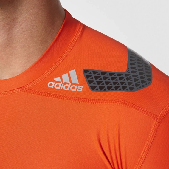 Футболка Adidas Techfit Power M BK3574 фото 5 — інтернет-магазин Tapok
