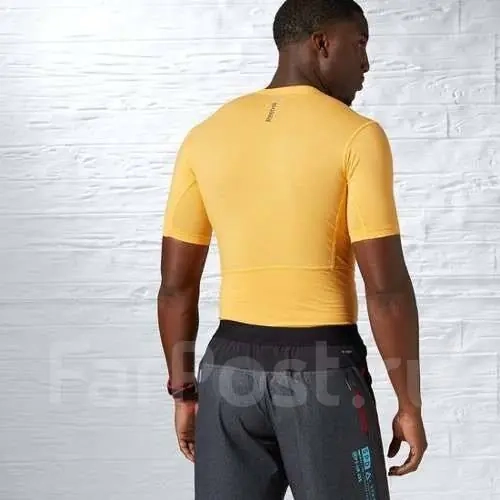 Футболка REEBOK ONE COMPRESSION TEE B85171 фото 2 — интернет-магазин Tapok
