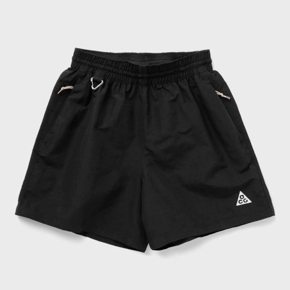 Шорты женские Nike Acg Shorts Black DV9535-010 фото 1 — интернет-магазин Tapok