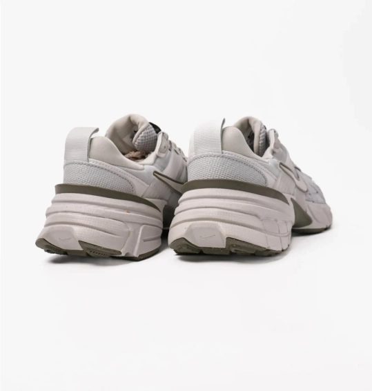 Кросівки жіночі Nike V2k Run (FD0736-006) фото 6 — інтернет-магазин Tapok