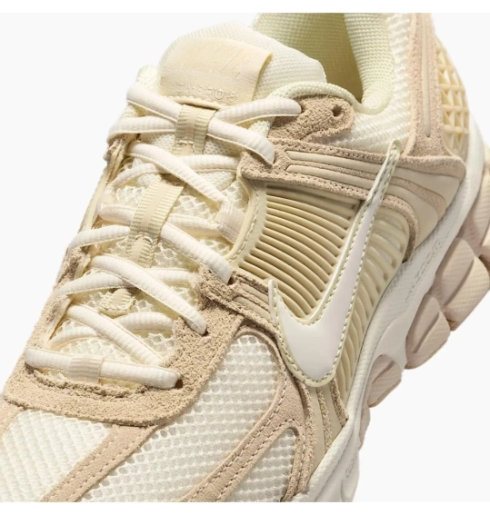 Кроссовки женские Nike Zoom Vomero 5 (HQ0458-200) фото 5 — интернет-магазин Tapok