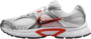Кроссовки женские Nike V5 Rnr (HQ7901-100)