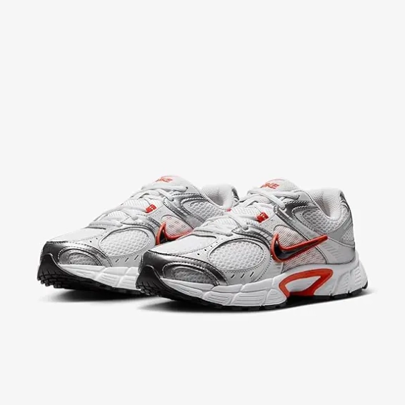 Кроссовки женские Nike V5 Rnr (HQ7901-100) фото 3 — интернет-магазин Tapok
