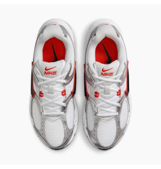Кроссовки женские Nike V5 Rnr (HQ7901-100) фото 10 — интернет-магазин Tapok