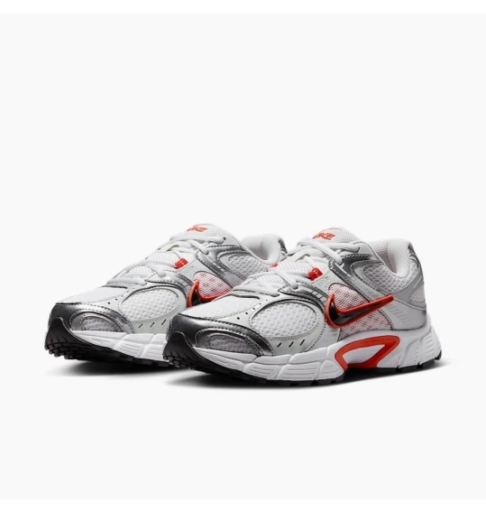 Кроссовки женские Nike V5 Rnr (HQ7901-100) фото 11 — интернет-магазин Tapok