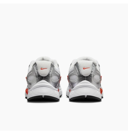 Кроссовки женские Nike V5 Rnr (HQ7901-100) фото 12 — интернет-магазин Tapok