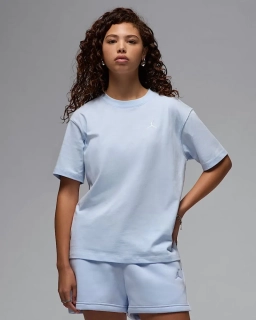 Футболка жіноча Nike Essentials (FN4500-407)