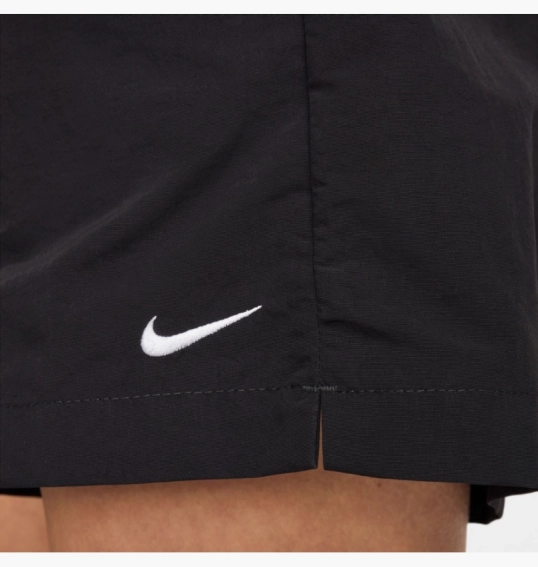 Шорти жіночі Nike Essential 5 Woven Short Black FV6622-010 фото 7 — інтернет-магазин Tapok