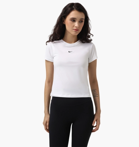 Футболка жіноча Nike W Nsw Nk Chll Knt Md Crp White FV5508-100 фото 1 — інтернет-магазин Tapok