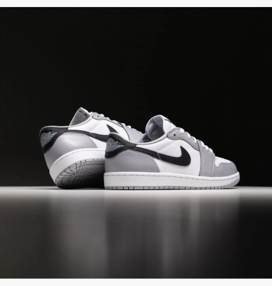 Кросівки чоловічі Air Jordan 1 Low Og Barons White/Grey CZ0790-110 фото 8 — інтернет-магазин Tapok