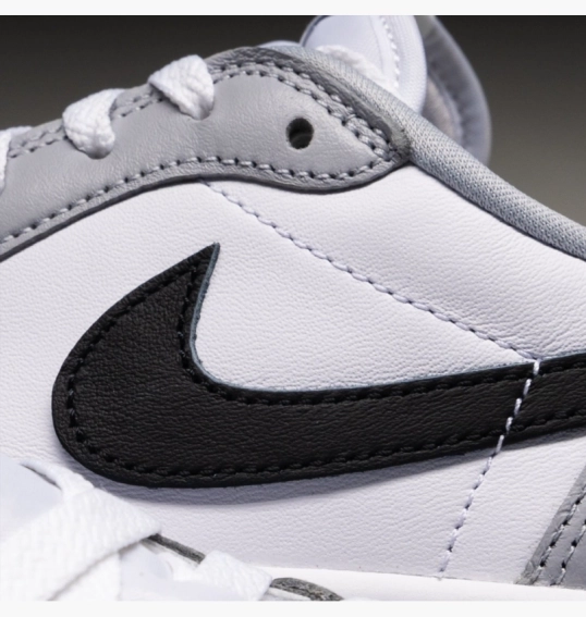 Кросівки чоловічі Air Jordan 1 Low Og Barons White/Grey CZ0790-110 фото 9 — інтернет-магазин Tapok