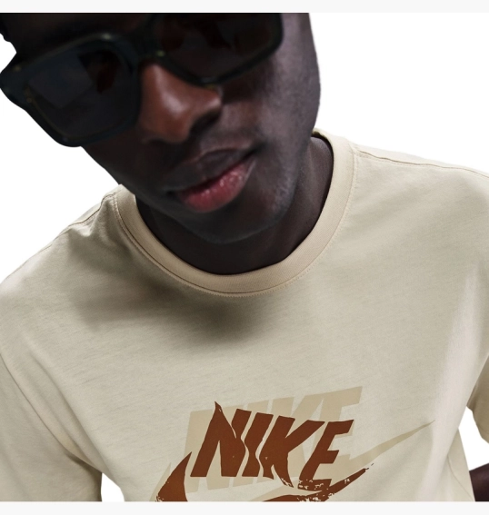 Футболка чоловіча Nike Nsw Tee 12Mo Futura Sp25 White HJ0559-229 фото 3 — інтернет-магазин Tapok