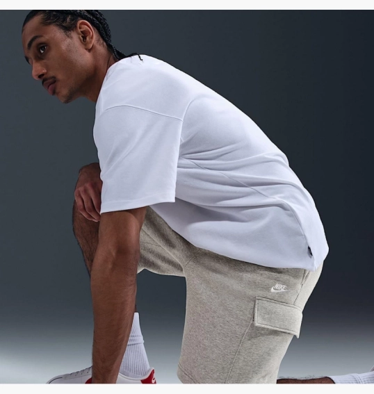 Шорты мужские Nike Club Fleece Cargo White FN3525-063 фото 5 — интернет-магазин Tapok
