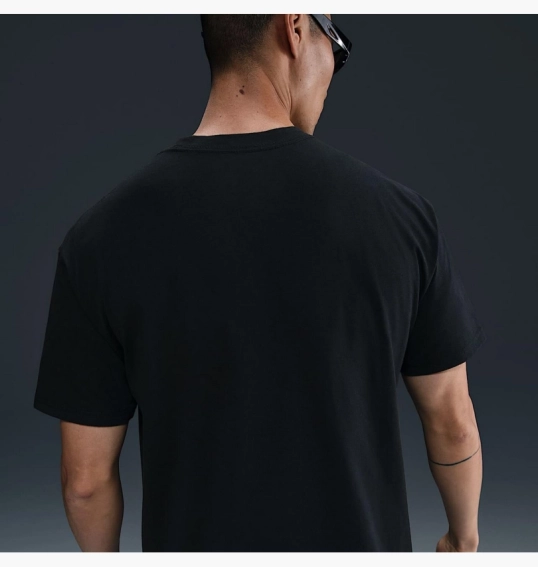 Футболка мужская Nike Sportswear Max90 T-Shirt Black IB1382-010 фото 3 — интернет-магазин Tapok