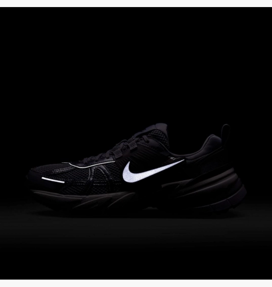 Кроссовки мужские Nike V2K Run Grey FD0736-008 фото 2 — интернет-магазин Tapok