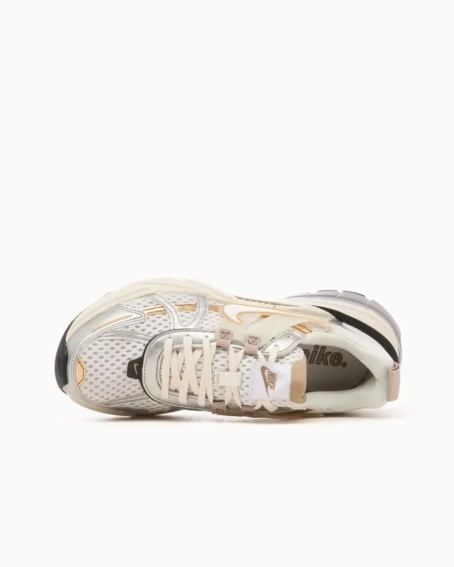 Кросівки жіночі Nike V2k Run (HJ7245-100) HJ7245-100 фото 3 — інтернет-магазин Tapok