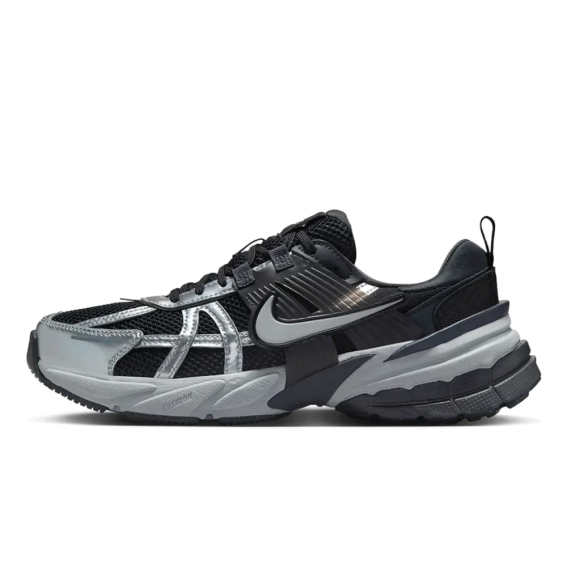 Кроссовки женские Nike V2K Run Black/Metallic FD0736-005 фото 1 — интернет-магазин Tapok