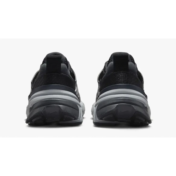 Кроссовки женские Nike V2K Run Black/Metallic FD0736-005 фото 4 — интернет-магазин Tapok