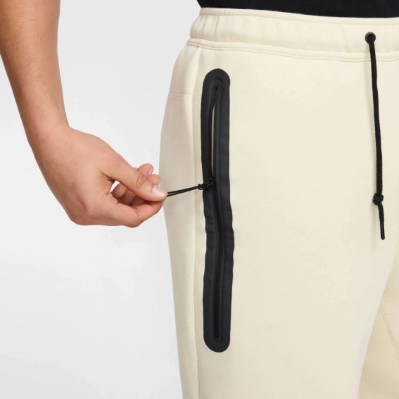 Шорти Nike M TCH FLC SHORT FB8171-234 фото 7 — інтернет-магазин Tapok