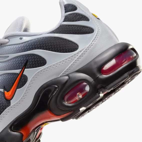 Кроссовки Nike AIR MAX PLUS DM0032-011 фото 7 — интернет-магазин Tapok