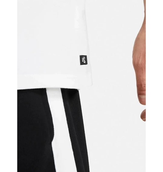 Футболка чоловіча Nike Sb Chino Shorts (DC7817-100) фото 5 — інтернет-магазин Tapok