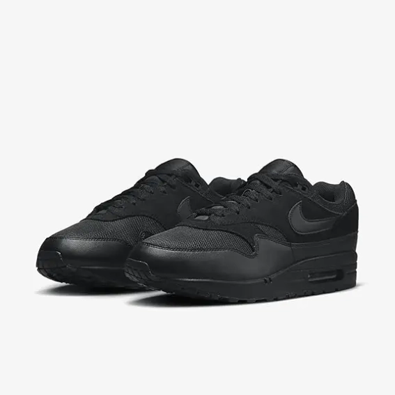Кроссовки Nike Air Max 1 Essential Triple Black FZ5808-006 фото 5 — интернет-магазин Tapok