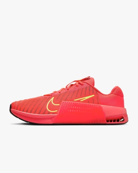 Кроссовки Nike Metcon 9 DZ2617-601 фото 1 — интернет-магазин Tapok