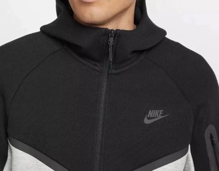 Толстовка Nike M TCH FLC FZ WR HOODIE HV0949-011 фото 5 — интернет-магазин Tapok