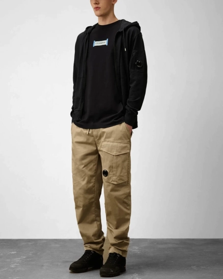 Женская футболка CP Company. Logos T-Shirt 18CMTS148A 006586W фото 2 — интернет-магазин Tapok