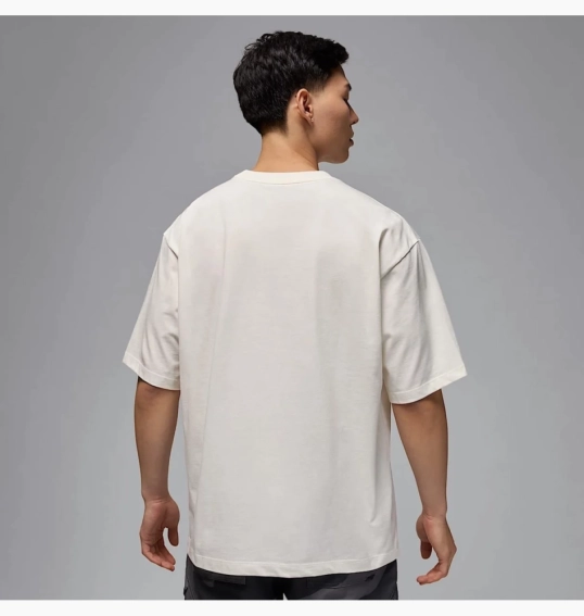 Футболка Nike Jordan BRK Arch JD HBR Crew IB7347-133 фото 2 — интернет-магазин Tapok
