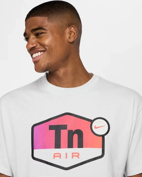 Футболка Nike Men's Max90 T-Shirt white HJ0576-025 фото 3 — інтернет-магазин Tapok