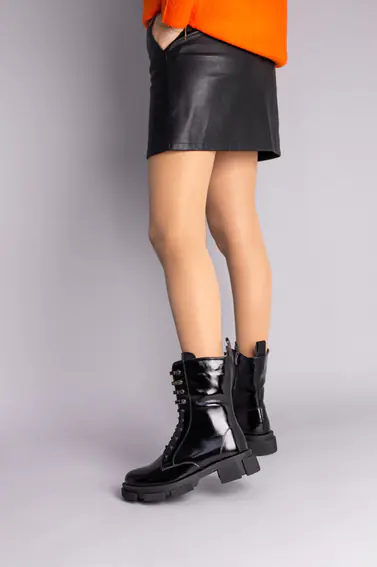 Ботинки женские кожа наплак черные на шнурках и с замком фото 6 — интернет-магазин Tapok