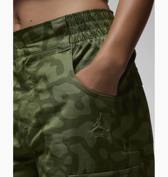 Штани Air Jordan Chicago Pants Green FD7212-340 фото 3 — інтернет-магазин Tapok
