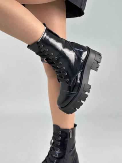 Ботинки женские кожа наплак черные на шнурках демисезонные фото 11 — интернет-магазин Tapok