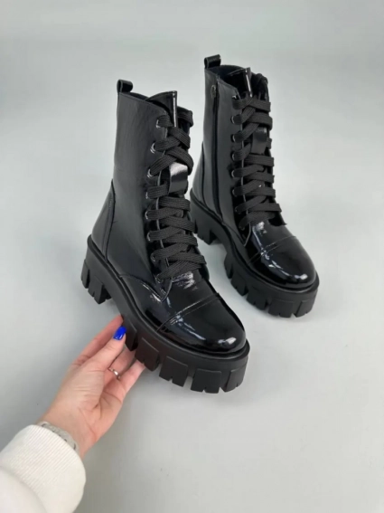 Ботинки женские кожа наплак черные на шнурках зимние фото 21 — интернет-магазин Tapok