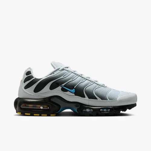 Кросівки Nike AIR MAX PLUS DM0032-015 фото 2 — інтернет-магазин Tapok