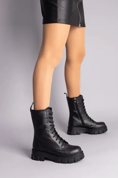 Ботинки женские кожаные черные на шнурках и с замком фото 3 — интернет-магазин Tapok