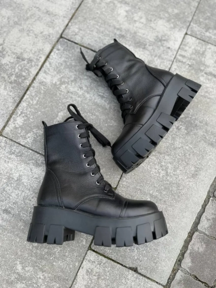 Ботинки женские кожаные черные на шнурках зимние фото 18 — интернет-магазин Tapok