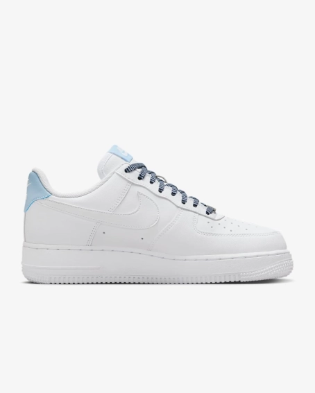 Кроссовки унисекс Nike Air Force 1&#39;07 (IB7167-101) фото 3 — интернет-магазин Tapok