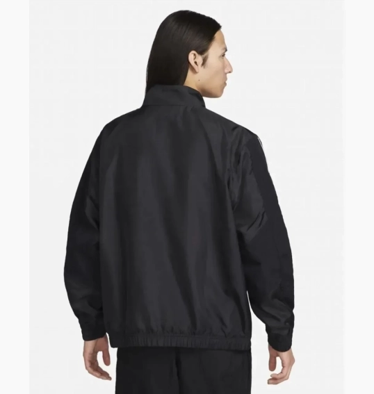 Костюм Nike Air Neylon (черно-красный) FN7687-011_FZ8371-010 фото 3 — интернет-магазин Tapok
