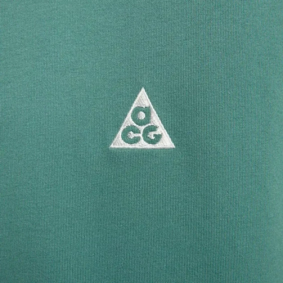 Футболка Nike ACG (темно-зелена) DJ3642-361 фото 3 — інтернет-магазин Tapok