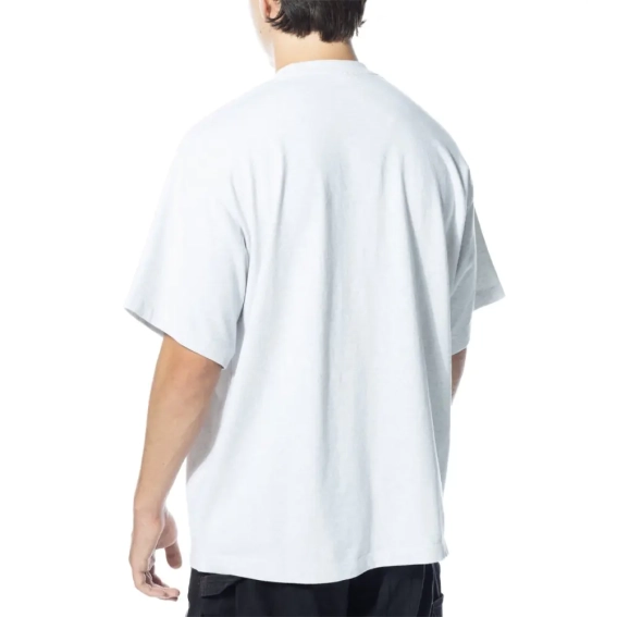 Футболка Nike Solo Swooth (белая) FB7865-051 фото 2 — интернет-магазин Tapok