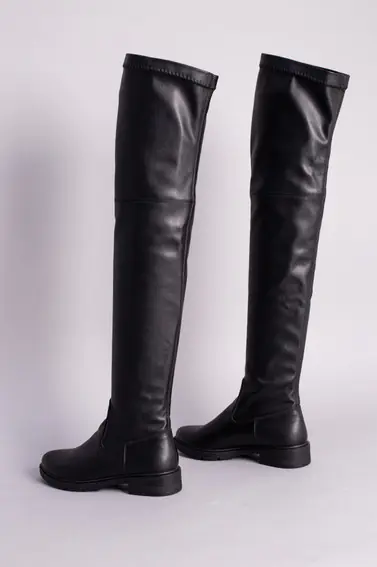 Демисезонные черные кожаные ботфорты фото 7 — интернет-магазин Tapok