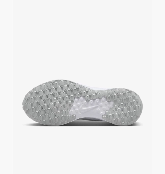 Кросівки чоловічі Nike Revolution 7 White FB2207-100 фото 3 — інтернет-магазин Tapok