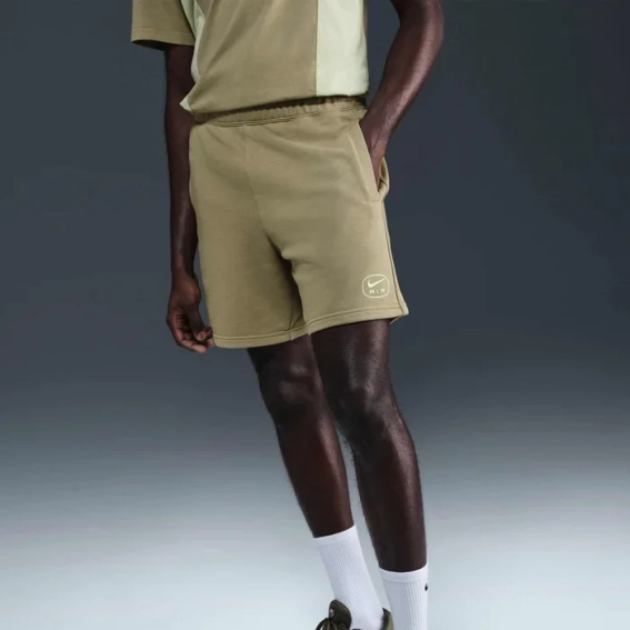 Шорты M NSW SW AIR SHORT FT HM0178-276 Nike 2XL Бежевый HM0178-276 фото 1 — интернет-магазин Tapok